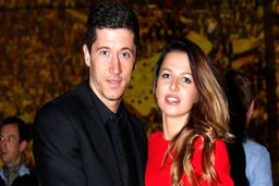 کمک یک میلیون یورویی لواندوفسکی برای مقابله با کرونا

