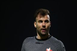 دروازه‌بان پرسپولیس در آستانه فسخ قرارداد

