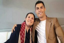 مادر رونالدو سکته مغزی کرد + جزئیات

