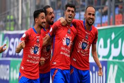 کولاک نساجی مقابل پیکان و صعود دوباره به نیمه نهایی