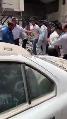 فیلم جدید از ریزش ساختمان متروپل|پیداشدن جنازه له شده یک نفر در خودرو