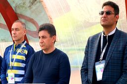 اعتراض شدید سپاهان: چرا باید بازی با پرسپولیس ۳ بر صفر شود؟
