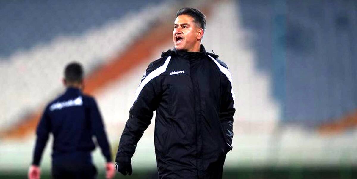 مربی پرسپولیس: گل محمدی نجابت می کند؛چرا ناظرها قاطع نیستند