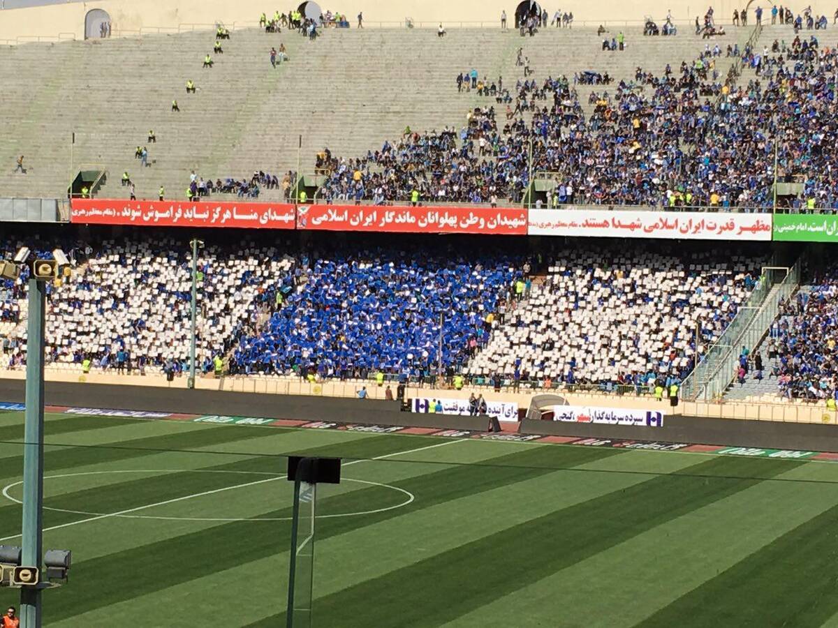 دیدار هواداران استقلال با ستاره‌های محبوب‌شان پس از ۲۲۹ روز
