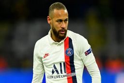 نیمار برای تمدید قرارداد چقدر حقوق می‌خواهد؟

