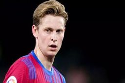 پیشنهاد منچستریونایتد را رد کردم
