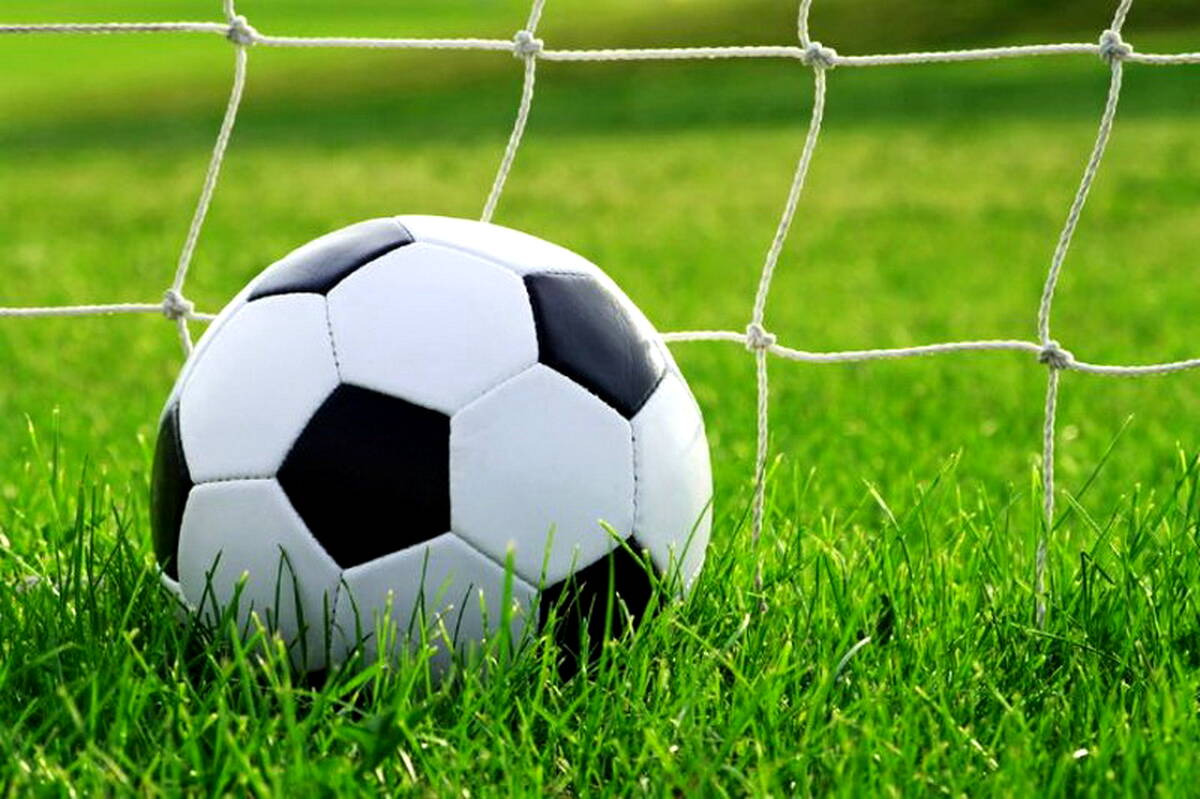 برخورد پلیس لیورپول با تماشاچیان ناپولی

