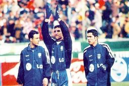 وقتی هاشمی‌نسب استقلالی‌ها را تشویق کرد+عکس