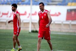 غیرت بزرگ حسینی/ همه پرسپولیسی‌ها در حال تفریح به جز سیدجلال!