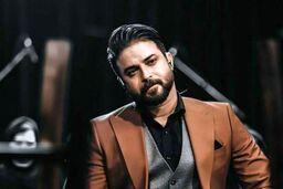 عکس بابک جهانبخش در کنار پدرش+عکس لو رفته