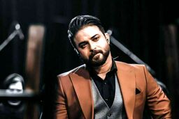 عکس بابک جهانبخش در کنار پدرش+عکس لو رفته