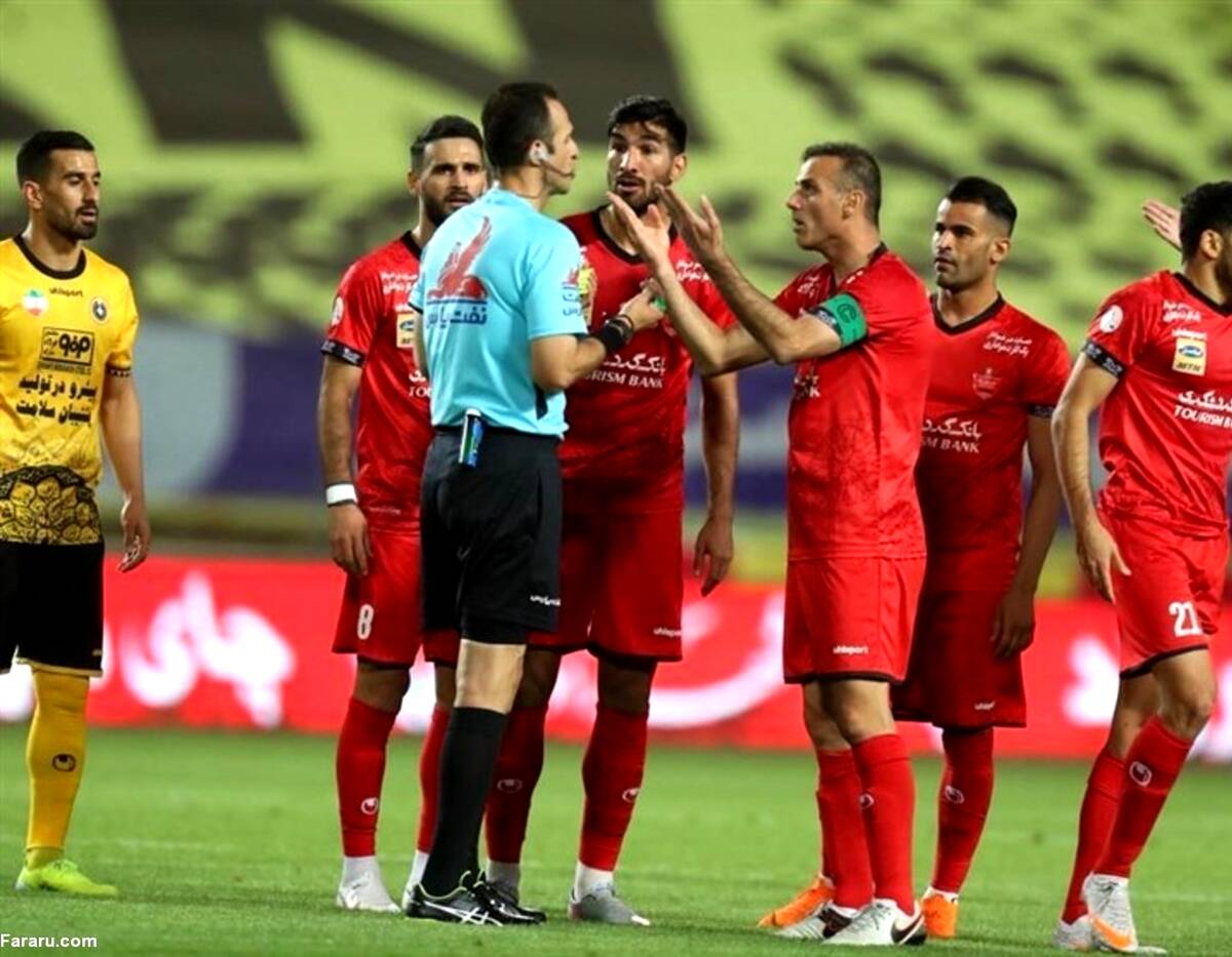 دیدار حساس پرسپولیس- سپاهان