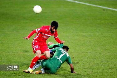  صعود پرسپولیس با غلبه بر ذوب آهن