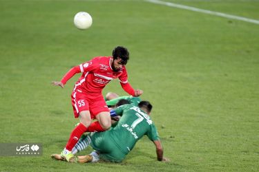  صعود پرسپولیس با غلبه بر ذوب آهن