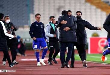 استقلال فولاد