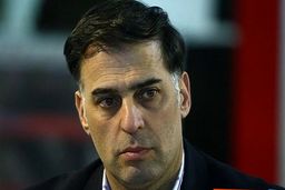 کنایه آذری به فدراسیون فوتبال: چگونه پنجره پرسپولیس را باز کردید ؟