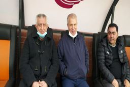 قدم های دوباره سلطان بر چمن سبز آزادی