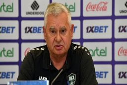 مربی ازبکستان:بازی با ایران خیلی سخت است؛منتظر اشتباهاتیم