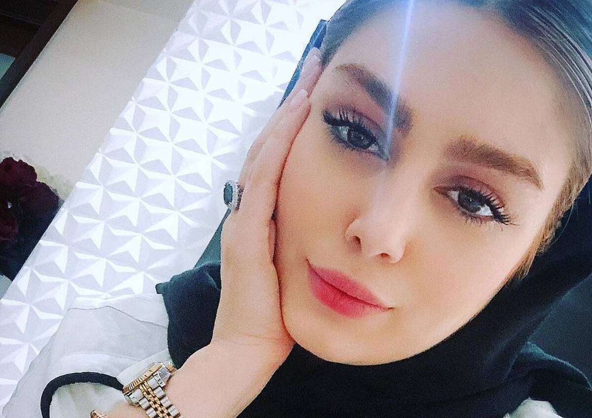 سحر قریشی سوار بر موتور وسپا+ تصاویر جدید سحر قریشی 