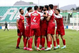 پرسپولیس سرعتی تر شد؛ نجات ذوب آهن از شکست سنگین تر به لطف فروزان