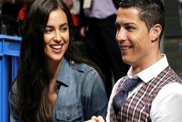 عکس دیده نشده از رونالدو با مدل موی جدید + عکس
