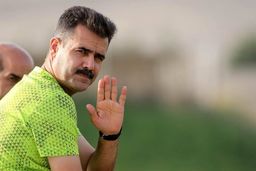 باز گشت پورموسوی به خوزستان؛ سرمربی صنعت نفت آمد