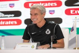 سرمربی النصر:پرسپولیس می‌خواهد بلیت صعود را قطعی کتد