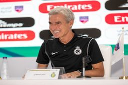 سرمربی النصر:پرسپولیس می‌خواهد بلیت صعود را قطعی کتد