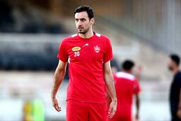  بازی گولسیانی برای پرسپولیس ممنوع شد
