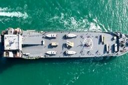 ناو اقیانوس پیمای شهید رودکی صبح امروز به نیروی دریایی سپاه ملحق شد +جزئیات 