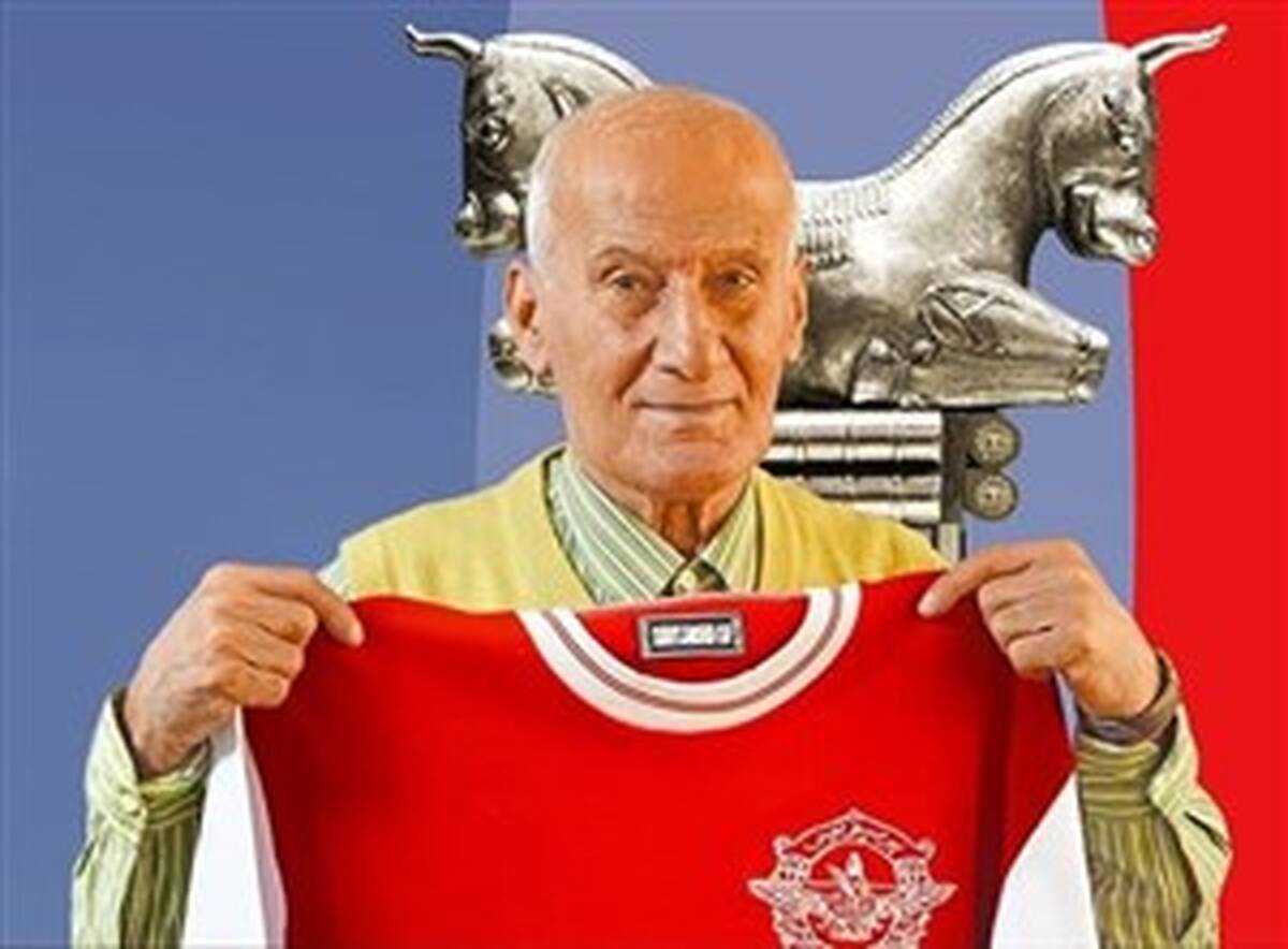 ببینید حمایت حمید جاسمیان اسطوره بزرگ پرسپولیس را از سرخ ها