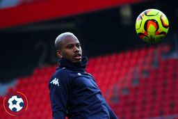 یکی از خارجی‌های تراکتور در آستانه جدایی

