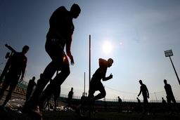 تصاویر تمرین گل زنی پرسپولیس برای حمله به دروازه گل گهر