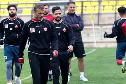پایان مهلت نقل و انتقالاتی و دستان خالی پرسپولیس در جذب مدافع

