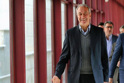 قاضی زاده هاشمی: بازگشت کفاشیان به فدراسیون فوتبال جرم است!