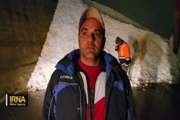 (ویدئو) ریزش شبانه بهمن در جاده چالوس را ببینید