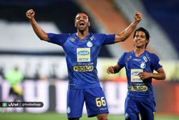 کدام بازیکن زوج ریگی در خط هافبک می‌شود؟