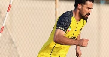 مدافع سپاهان قراردادش را تمدید کرد
