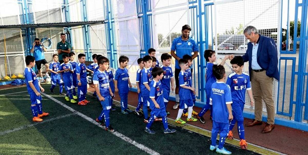 نمایش استقلال با لوپز در تهران به پایان رسید