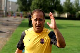 حضور یک استقلالی در کادرفنی تراکتور