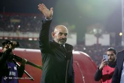 زمان بازگشت پاکو خمز به تبریز