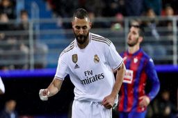 بعد از حواشی عجیب اخیر، بنزما به تیم ملی فرانسه باز می گردد؟

