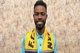 وینگر استرالیایی ۲۶ ساله به سپاهان پیوست|عکس