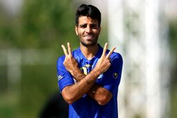 صدور حکم جلب مدافع استقلال؟!
