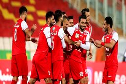 پرسپولیس اردو می زند