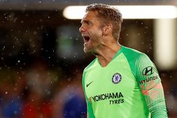 صحبت های عجیب گلر سابق چلسی درباره دعوایش با ساری

