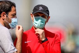 تماس ایجنت‌ها با گل‌محمدی؛ لب ‌تر کنی لیست پرسپولیس را پر می‌کنیم!

