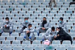 هر دم ازین باغ بری می رسد؛ معضل «شلوغ‌کاری نیمکت‌ها» در لیگ بیستم فوتبال!

