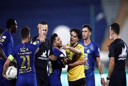 یک استقلالی برنده جایزه رفتار جوانمردانه

