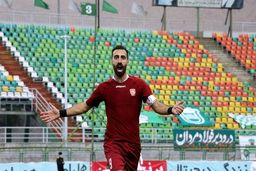 آتیش بازی استقلال در نقل و انتقالات/ مهاجم گلزن در یک قدمی آبی پوش شدن

